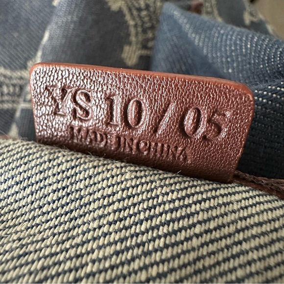 CELINE - Vintage Denim Tote Bag (Macadam Monogram) - Picture 11 of 11